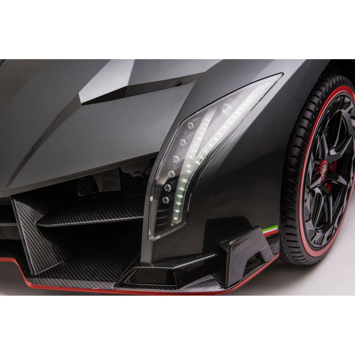 Lamborghini Veneno – Masinuta electrica8