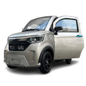 Masina electrica urbana X1 compacta, cu acoperis panoramic si dotari de confort