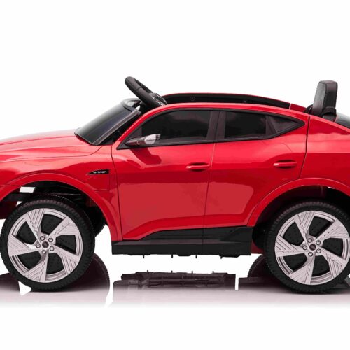 Maşinuţa electrica copii Audi E-tron Sportback 12V, roșu, scaun lat cu un singur loc și centură de siguranță cu prindere în trei puncte, telecomandă 2.4 GHz, intrare USB/AUX, suspensie, baterie litiu, lumini LED, motor 2 x 25W, licență ORIGINALĂ